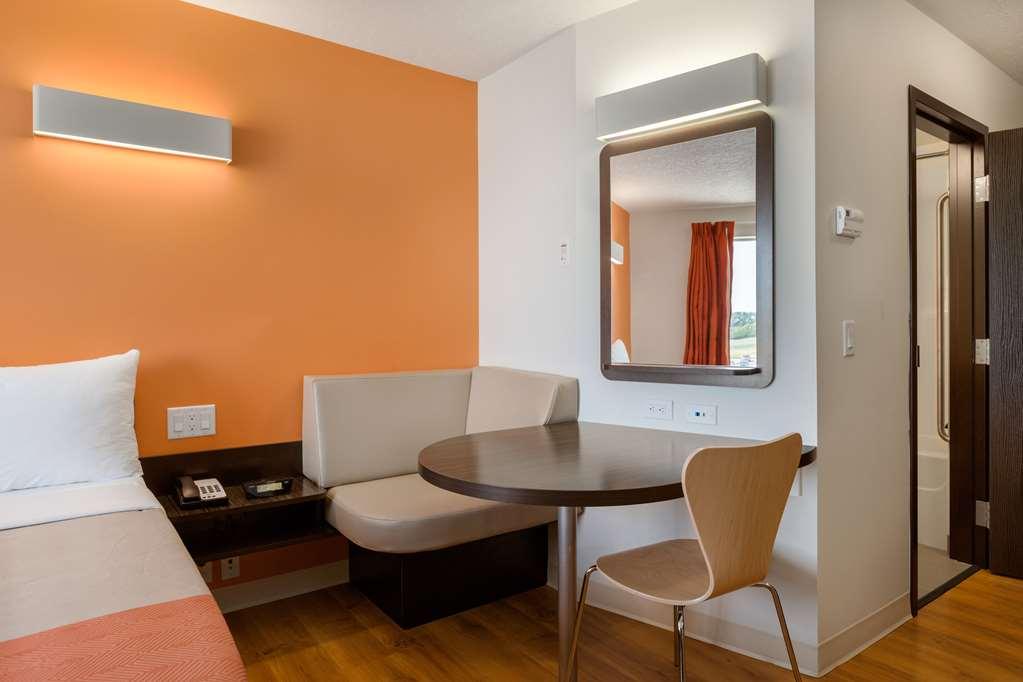 Motel 6 Airdrie Quarto foto