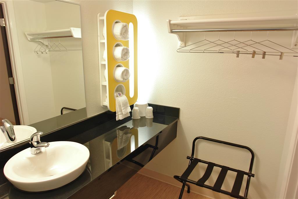 Motel 6 Airdrie Quarto foto
